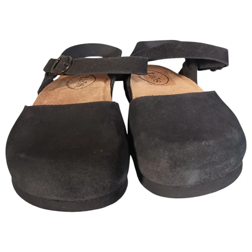 Taos Shoes Women’s 8 Black Suede Slingback Flat Closed Toe